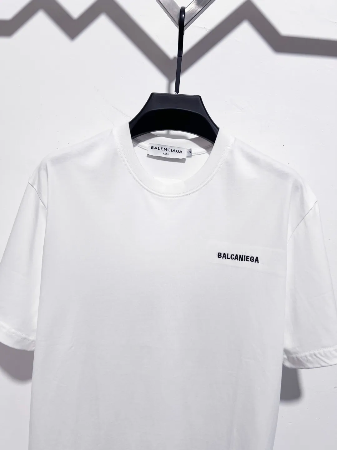💰P130🔥 26 New Arrival T Premium ！ logo ，Premium ， ， ， 🔥 ， ， ， ， ， ， ：White、Black Size：S-XXL